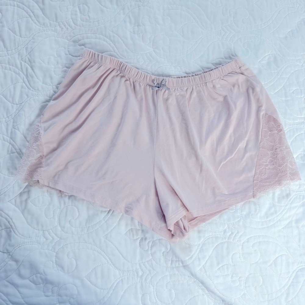 Flora Nikrooz Pink Lace Accents Elastic Waistband Pajama Lounge Shorts Small EUC